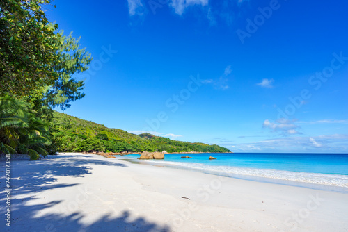 Fototapeta Naklejka Na Ścianę i Meble -  stunning paradise beach at anse lazio, praslin, seychelles 33