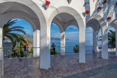 Cuadro en lienzo beautiful places in andalusia spain - Balcony of Europe