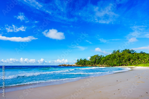 Fototapeta Naklejka Na Ścianę i Meble -  beautiful paradise beach at the police bay, seychelles 4