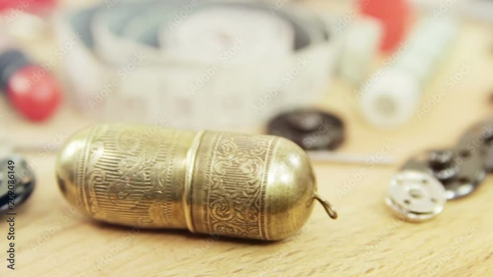 Old sewing accessories Old sewing accessories