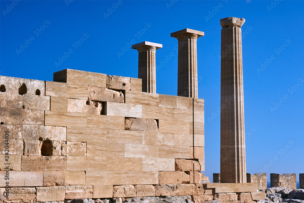 Fototapeta premium Ruins of an ancient temple in the city of Lindos on the island of Rhodes.