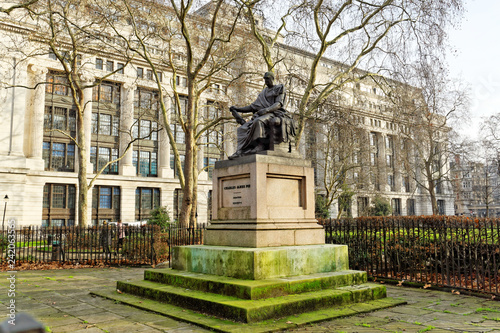 Charles James Fox Bronze Statue in Bloomsbury Square Garden, London.