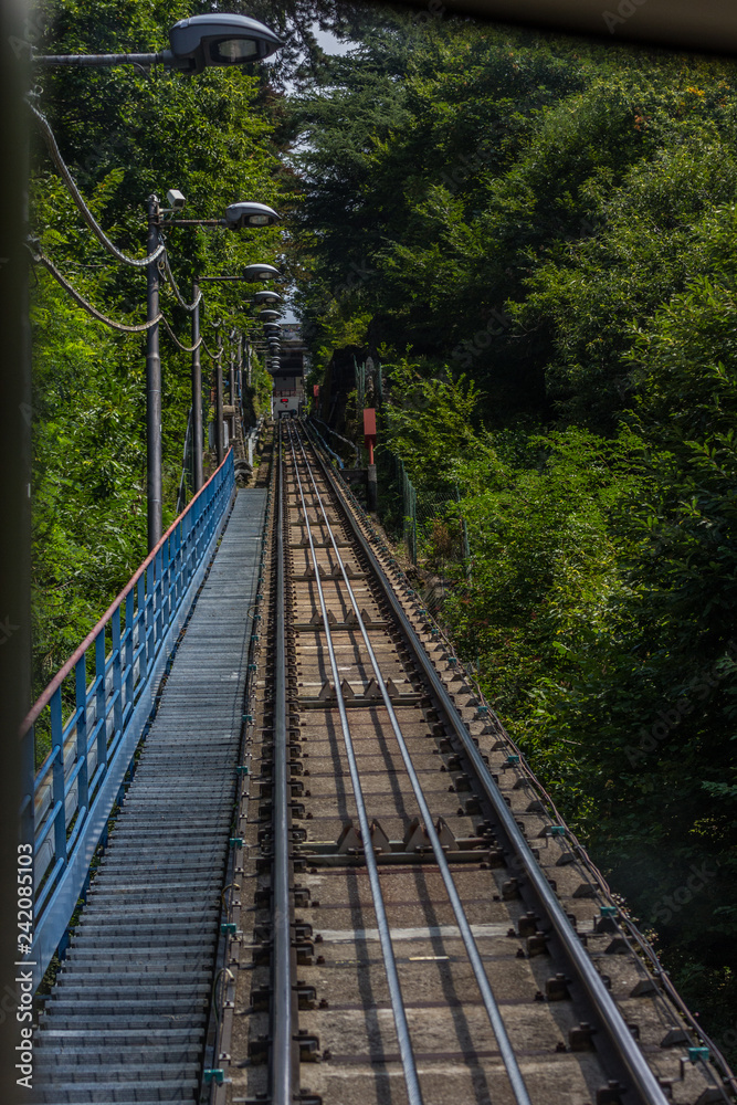 the railway to the upper part of como