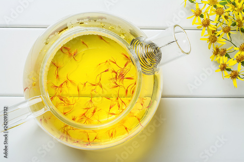 Valokuva Safflower tea / health herbal tea
