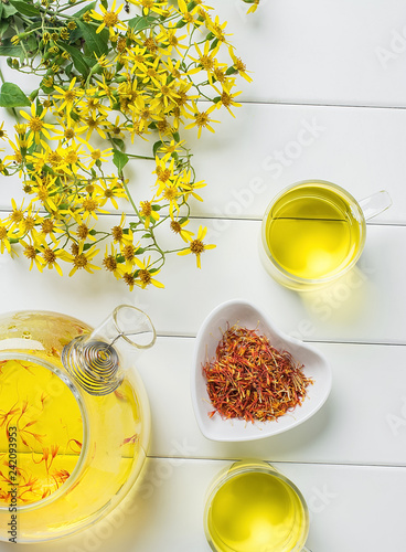 Valokuva Safflower tea / health herbal tea