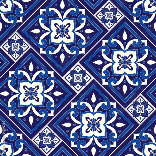 Italian tile pattern seamless vector with vintage ornaments. Portuguese azulejos, mexican talavera, sicily majolica, delft dutch, spanish ceramic. Mosaic texture for kitchen wall or bathroom flooring.