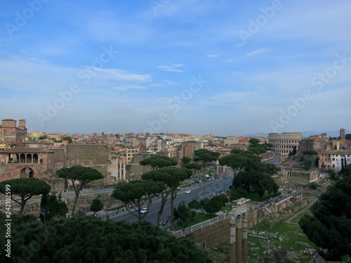 イタリア ローマの街並みと青空 italia roma 