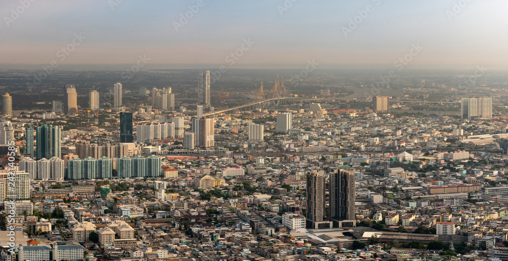 Obraz premium Panorama Bangkok City Skyline at Night.