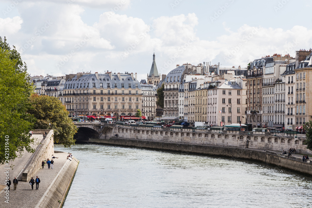 View of la Seine in Paris France
