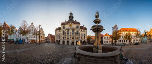 Canvas Print Lueneburg old city hall cupid