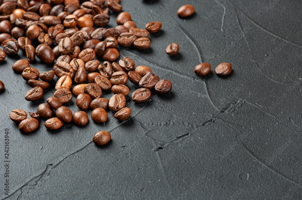 Obraz premium Roasted coffee beans