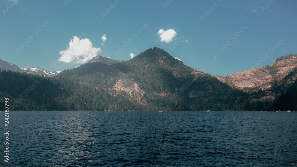 Fototapeta premium Emerald Bay