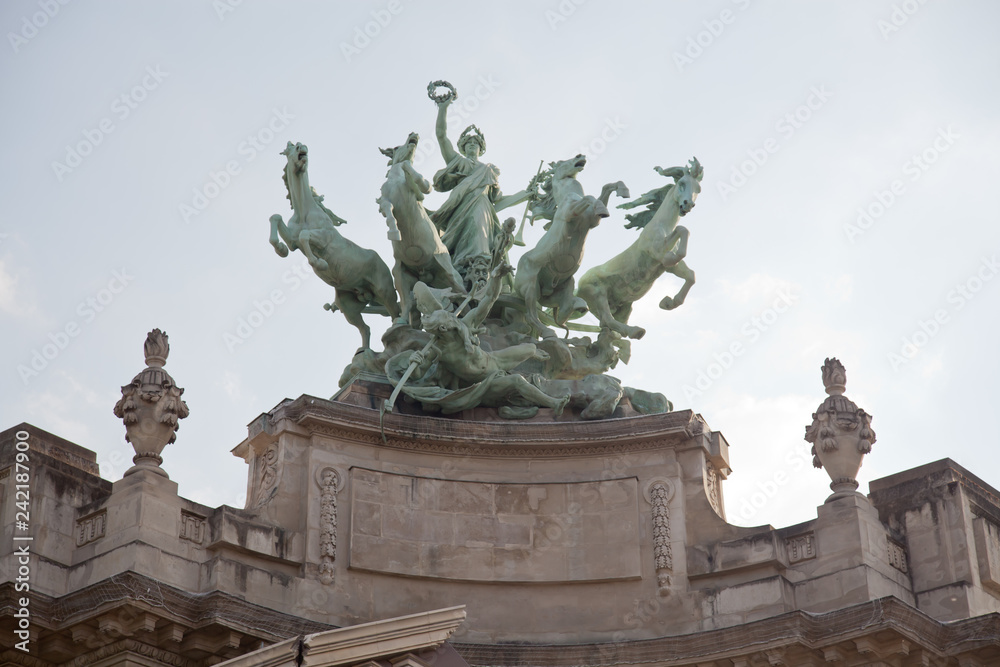Obraz premium France, Le Grand Palais, a place for exhibition in Paris.