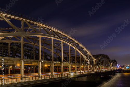 Elbbrücken im Abendlicht