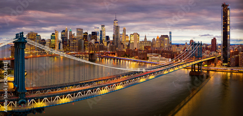 Fototapeta Naklejka Na Ścianę i Meble -  Panorama of Brooklyn bridge