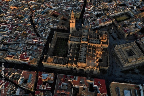 Catedral de Sevilla photo