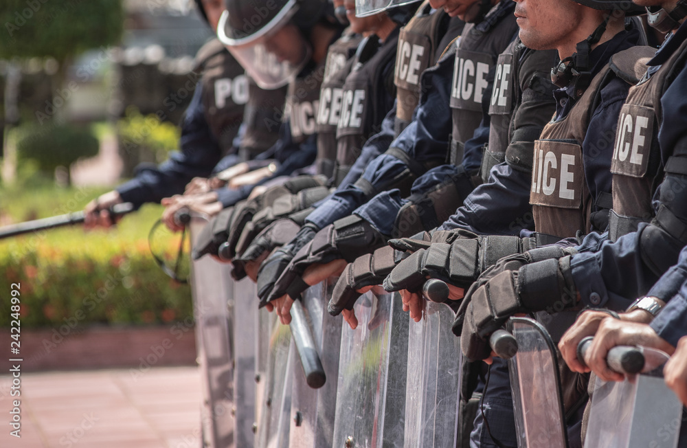 Fototapeta premium Police riot training