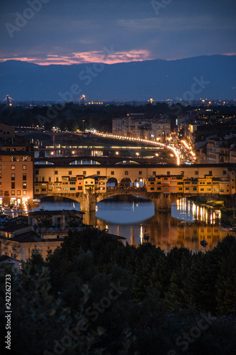 Tombée de la nuit à Florence