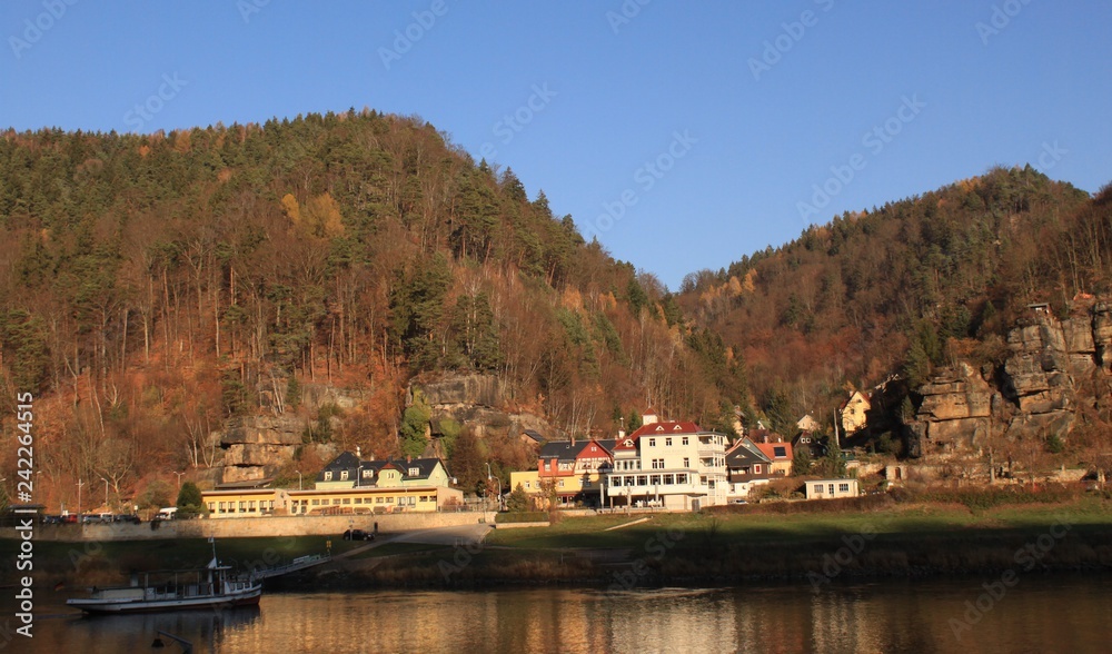 Blick auf Schmilka an der Elbe Blick auf Schmilka an der Elbe