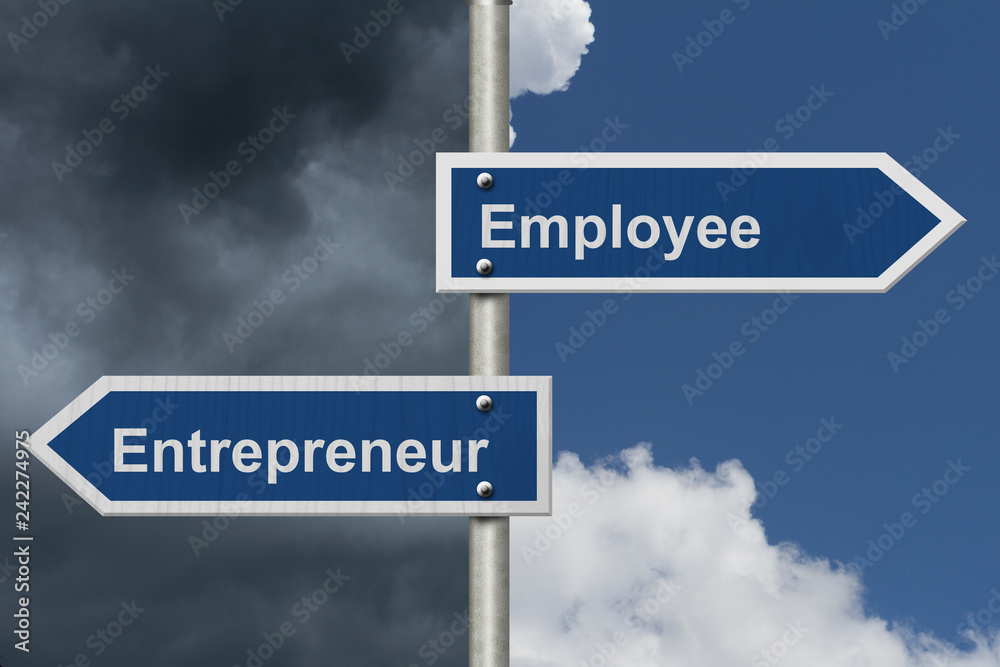 Obraz premium Difference between being an Entrepreneur or an Employee