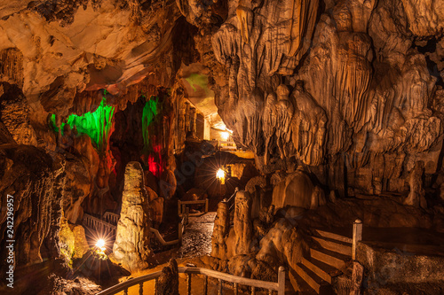 Quadro em tela Jang cave, Beautiful cave in Vangveang, Laos.