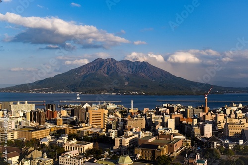 桜島と街並み