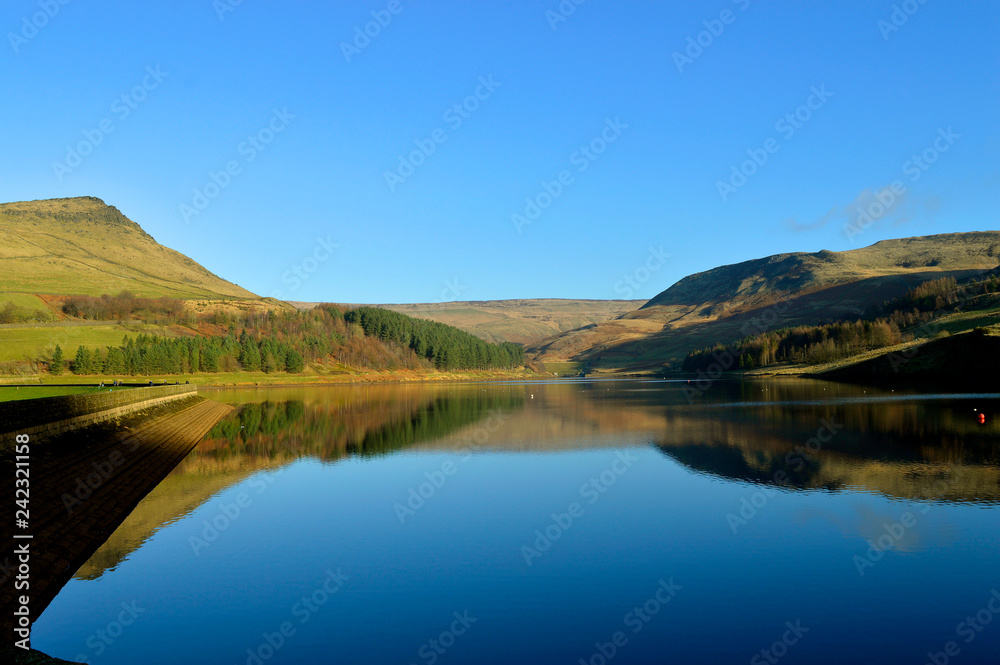Dovestone Reservoir in the winter sunshine