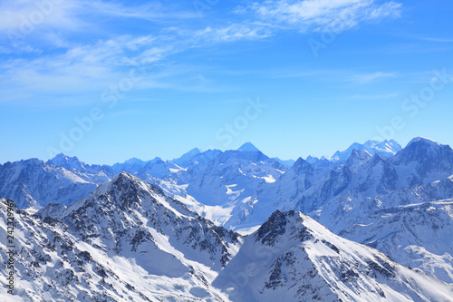 main caucasus ridge © Dim154