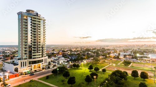 Εκτύπωση καμβά Praça do Jardim Paraíso em Luís Eduardo Magalhães/BA