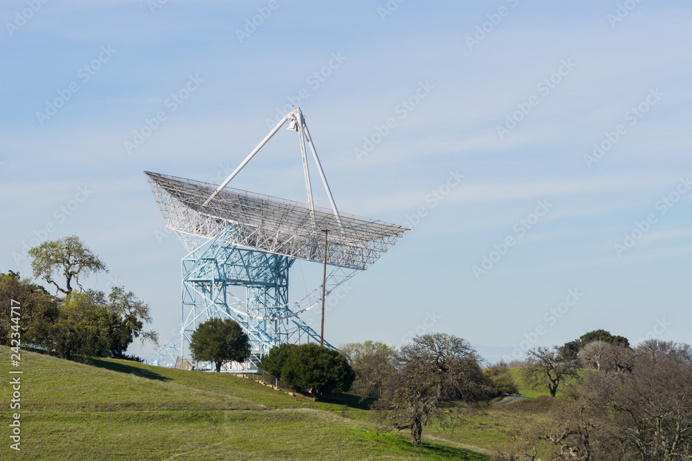 Large telecommunications antenna, Palo Alto, California