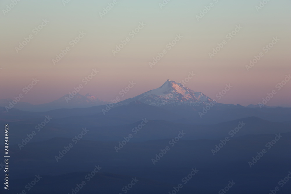 Sunset mount Helen from mount hood