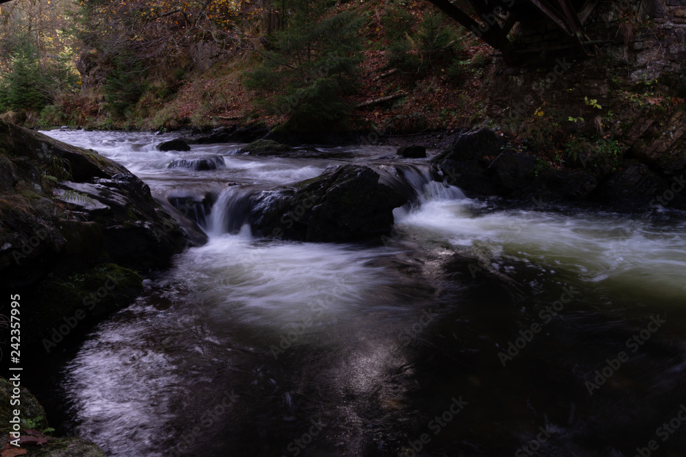 Fototapeta premium Okertalsperre im Sonnenaufgang