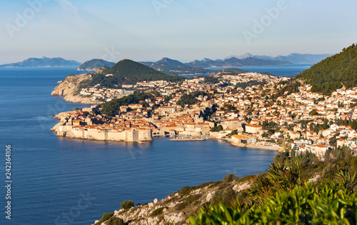 Fototapeta Naklejka Na Ścianę i Meble -  View of Dubrovnik bay and city