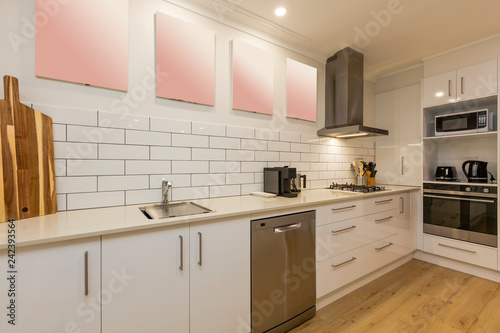 Fototapeta Naklejka Na Ścianę i Meble -  Stylish Australian kitchen interior