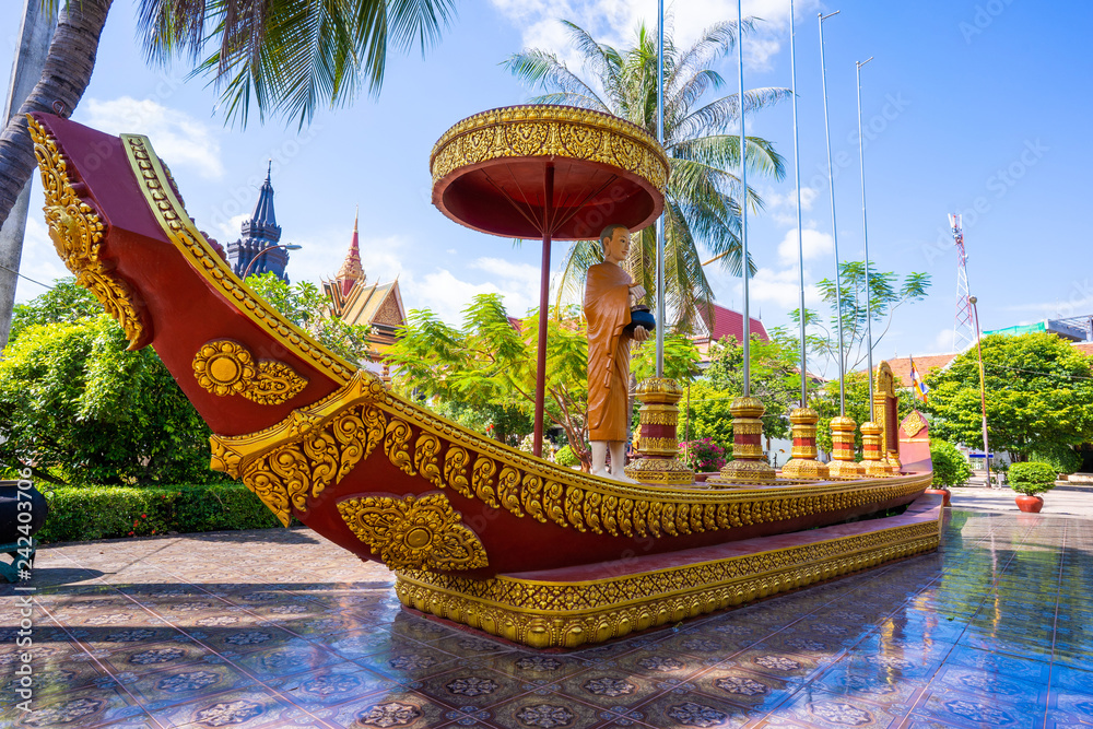 Fototapeta premium sculpture at Wat Preah Prom Rath