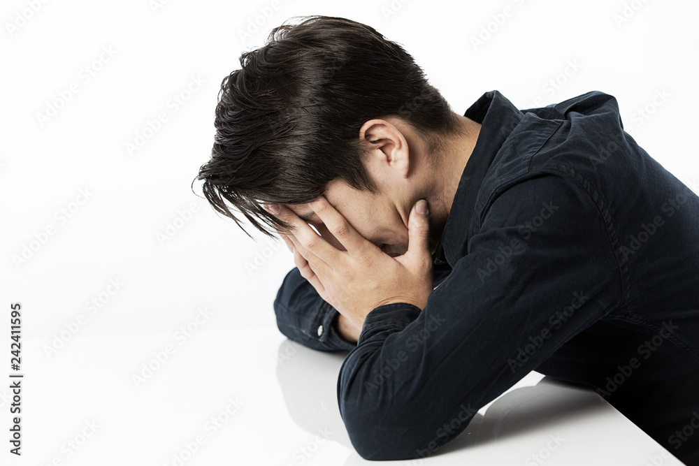 顔を覆う男性 Stock 写真 Adobe Stock
