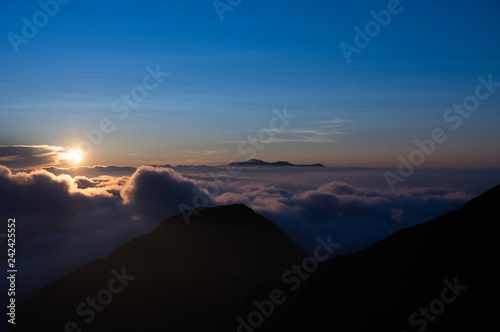 木曽駒ヶ岳からの夕陽