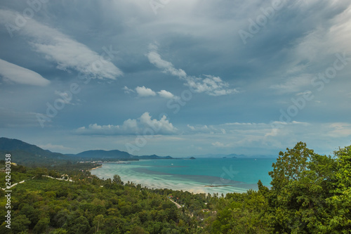 Panoramic aerial view of Koh Samui island, Thailand in cloudy day © Timelapse4K