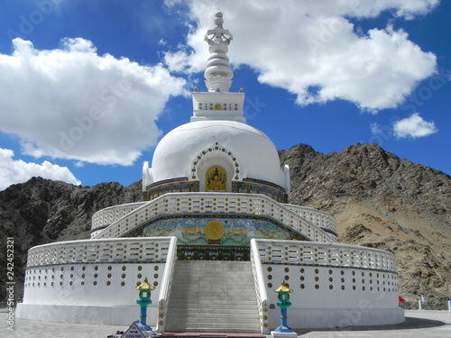 stupa in kathmandu nepal