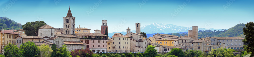 Ascoli Piceno, veduta del centro storico.