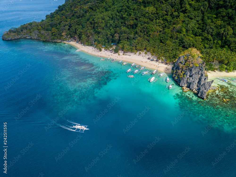 Seven Commandos beach, El Nido, Palawan