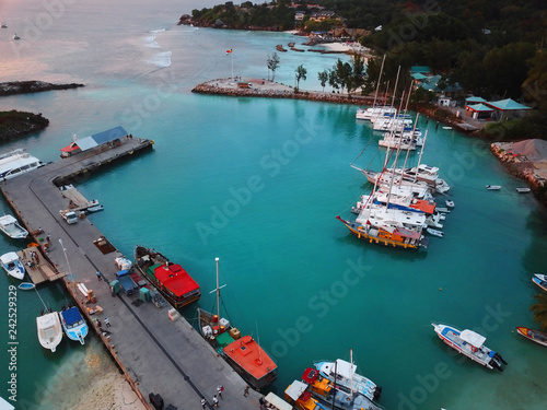 Hafen La Digue