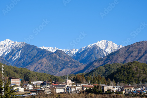 御岳山と上松町 © Rummy & Rummy