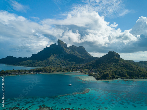 Blue lagoon and Otemanu mountain at Bora Bora island, Tahiti, French Polynesia.