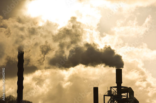 Tableau sur toile usine pollution fumée co carbone environnement planete