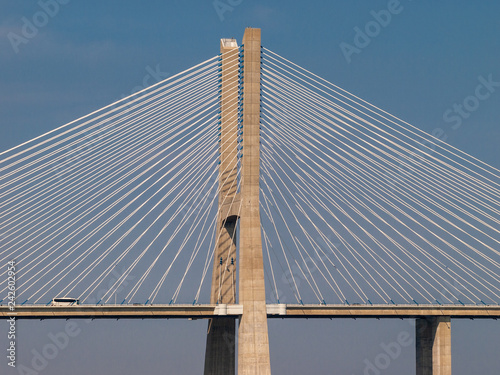 Pfeiler der Vasco da Gama Brücke © KreuzAs