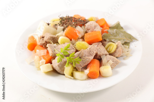 veal with vegetable