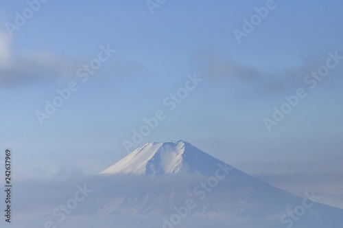 三頭山から望む富士山 © Green Cap 55