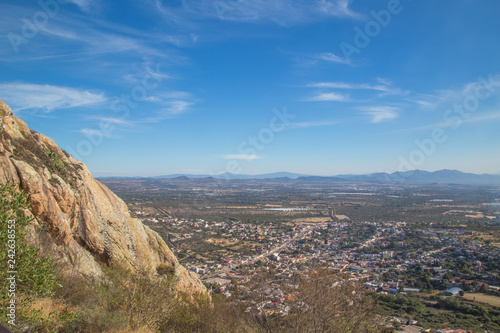 PEÑA DE BERNAL- is a monolith in the Queretaro state of Mexico. - © @Nailotl