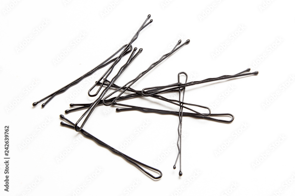 Pins invisible on a white background Pins invisible on a white background